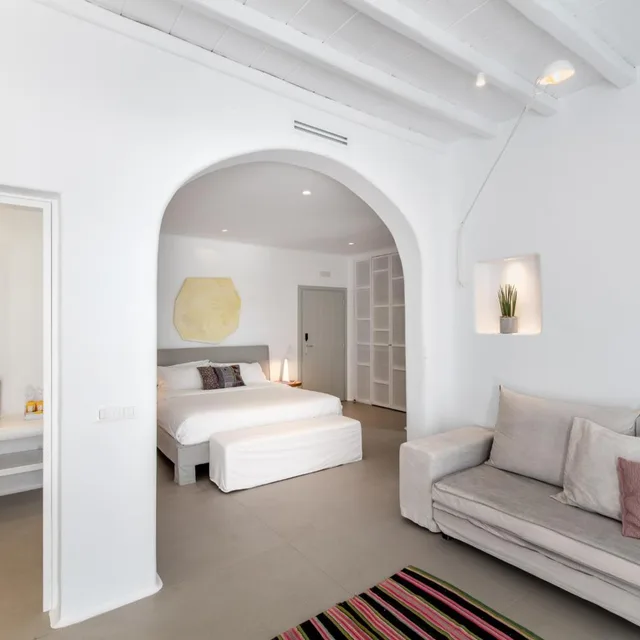 جناح شهر العسل بجاكوزي، Mykonos Blanc 4/9