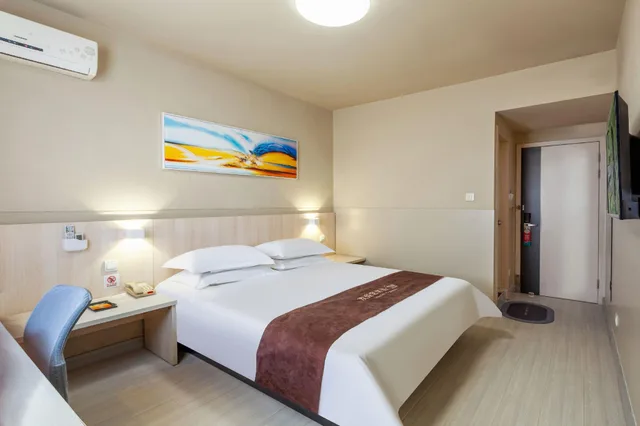 غرفة قياسية، Jinjiang Inn Taiyuan Longtan Park 2/2