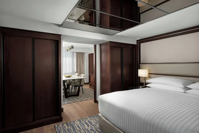 جناح تنفيذي بسرير كينج بغرفة نوم واحدة، Marriott Amman Hotel 4/10