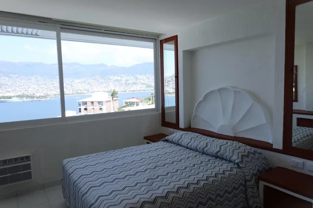 غرفة بسرير مزدوج بإطلالة على البحر، Hotel Aristos Acapulco 5/10