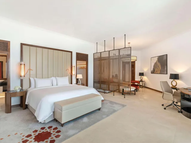 جناح جونيور، Rixos Marina Abu Dhabi 7/10