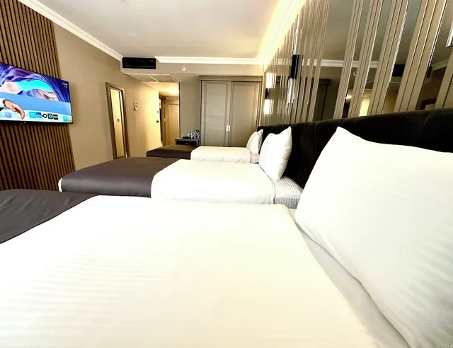 غرفة قياسية ثلاثية بثلاثة أسرّة، Aven Hotel 3/10