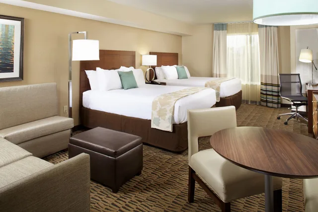 Suite, 2 Queen Beds, Sofa, Bathtub, Accessible, Hawthorn Suites By Wyndham Wheeling At the Highlands 3/5