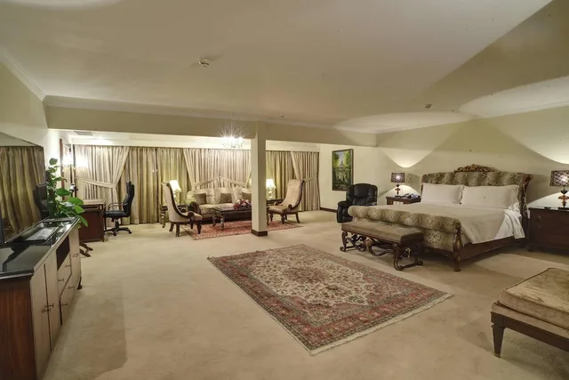 جناح رئاسي بسرير مزدوج بغرفة نوم واحدة للمدخنين، Marriott Karachi Hotel 5/8