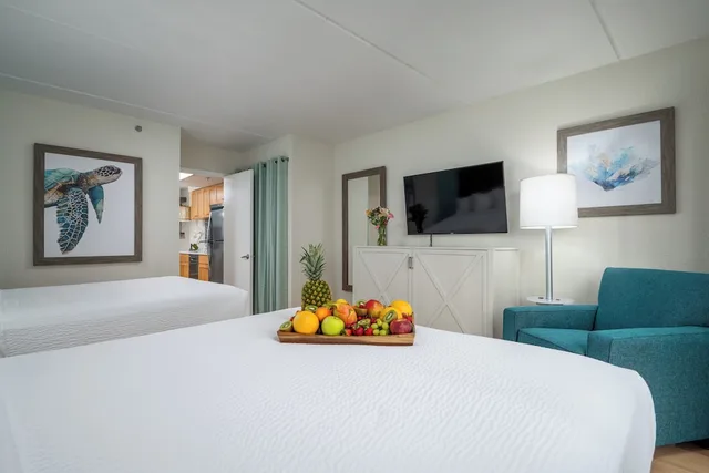 Suite, 2 Queen Beds, Lateral Side Ocean View، Princess Royale Oceanfront Resort 3/4