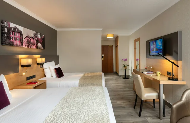 غرفة سوبيريور رباعية، Leonardo Hotel Dusseldorf Airport Ratingen 4/10
