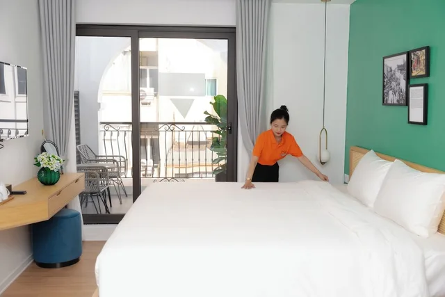 غرفة تنفيذية بسريرين منفصلين بشرفة، Wilque Hotel Hanoi 1/10