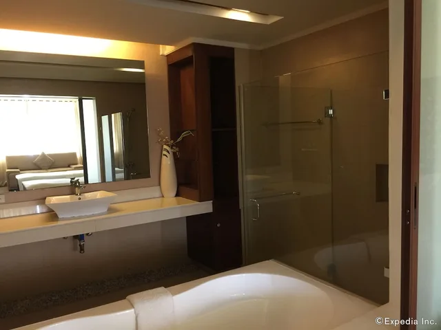 جناح جونيور بسريرين منفصلين، Coron Gateway Hotel Suites 7/8
