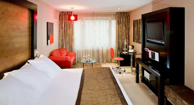 Premium, Double or Twin Bed, Melia Madrid Princesa Hotel 2/10