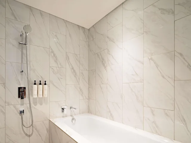 3 Bedrooms, Swiss Advantage, Apartment, 3 Queen Beds, Swissotel Living Jakarta Mega Kuningan 8/8