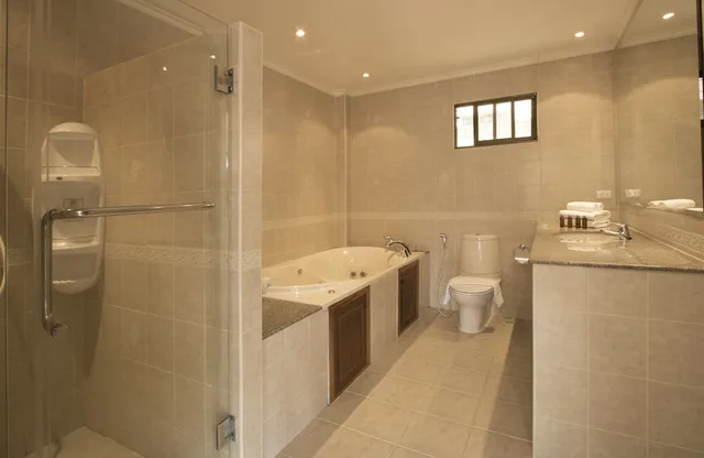 فيلا بسريرين كوين بغرفتي نوم بمسبح خاص بجاكوزي، Avoca Pool Villas 10/10