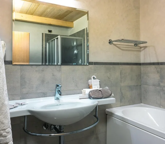 جناح جونيور بسرير كوين بشرفة، San Giorgio, Sure Hotel Collection by Best Western 2/3