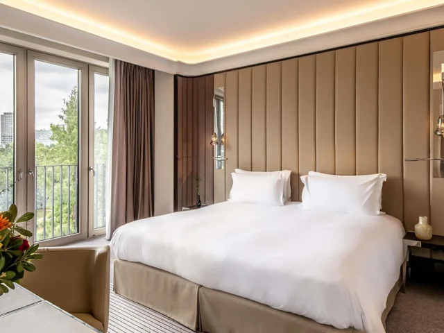 جناح سوبيريور بسرير كينج وسرير كوين، Sofitel Frankfurt Opera 1/5