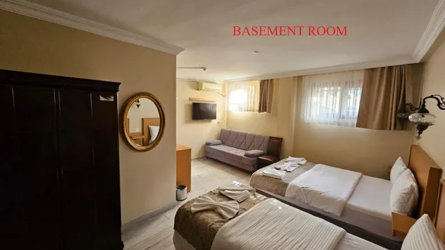 غرفة اقتصادية ثلاثية بسرير مزدوج وسرير فردي، OTTOMAN ELEGANCE HOTEL 1/1