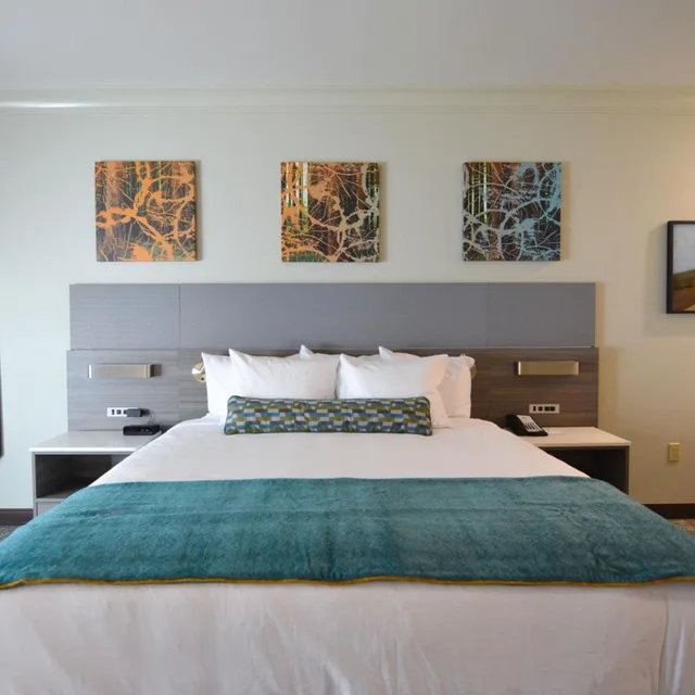 غرفة بسرير كينج، Blue Lake Casino Hotel 7/10