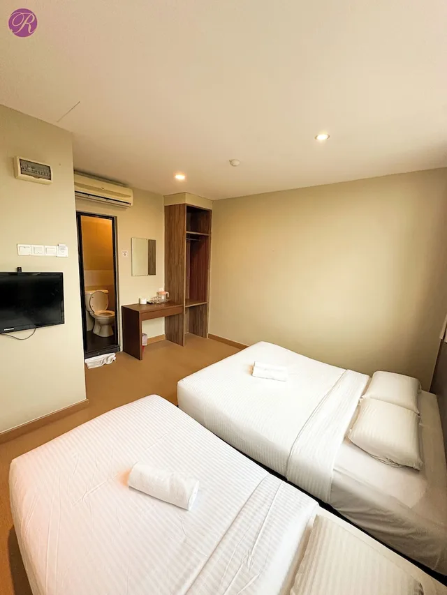 غرفة ديلوكس ثلاثية بثلاثة أسرّة، Remember Hotel Batu Pahat 2/4