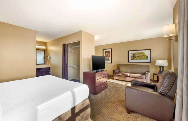 استوديو ديلوكس بسرير كينج مع أريكة، Extended Stay America - Columbus - Polaris 1/3