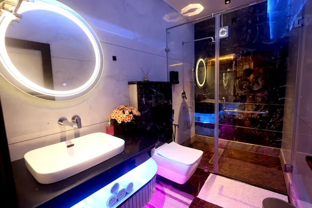 غرفة فاخرة بسرير كينج، Aman Homestay 6/6