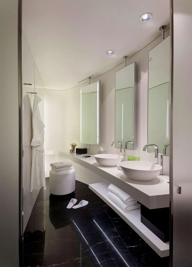 جناح بسرير كينج، Me London Hotel 6/10