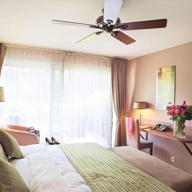 Deluxe, Double Bed, Forest View، Le Baron Tavernier Hotel Restaurants Spa 2/8