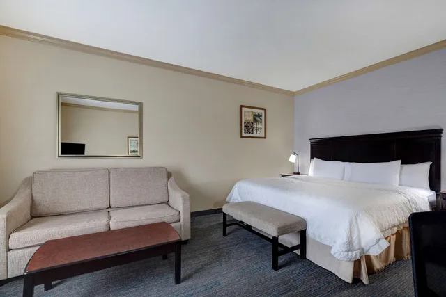 استوديو بسرير كينج، Hampton Inn Suites Galveston 3/9