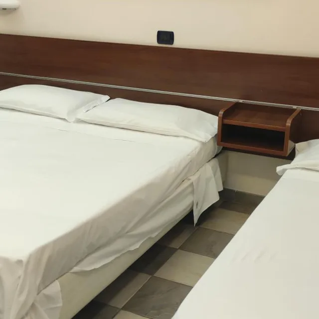 غرفة ثلاثية، Hotel Luna Rossa 10/10