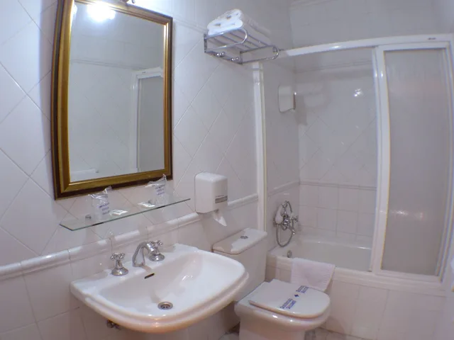 غرفة ثلاثية بثلاثة أسرّة، Hostal Canovas 4/5
