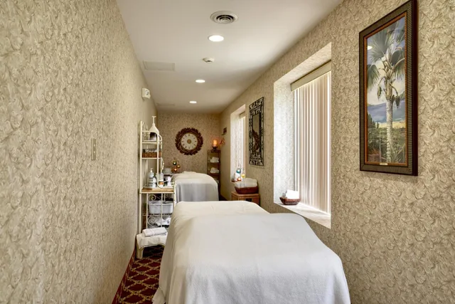 غرفة رومانسية، Roosevelt Inn And Suites 7/10