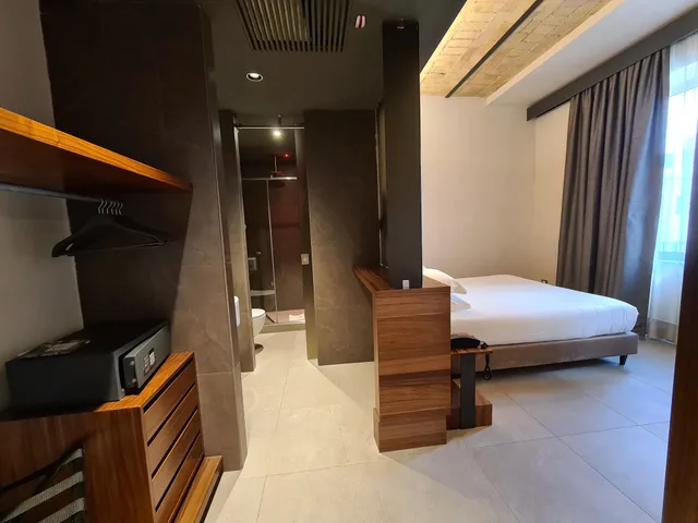 جناح، Gasometer Urban Suites 3/3