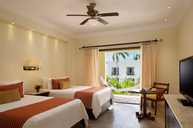 غرفة ديلوكس بسرير مزدوج بإطلالة على الحديقة، Dreams Tulum Resort Spa All Inclusive 1/1