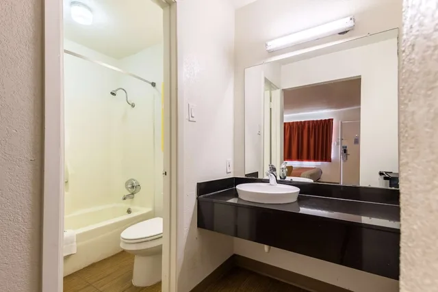 غرفة قياسية بسريرين مزدوجين، Motel6 Stephenville, TX 3/5
