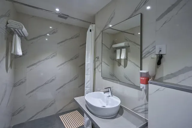 Premium, King Bed, Valley View, Balcony، Ikshana Resort and Spa 7/8