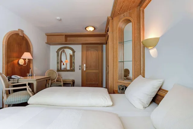 غرفة قياسية بسرير مزدوج، Hotel Stern by EMPA 6/10