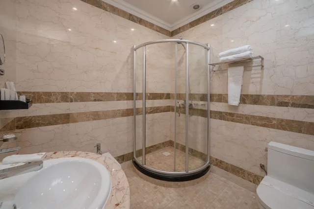 جناح تنفيذي بسرير كينج، Jannat Regency 8/9
