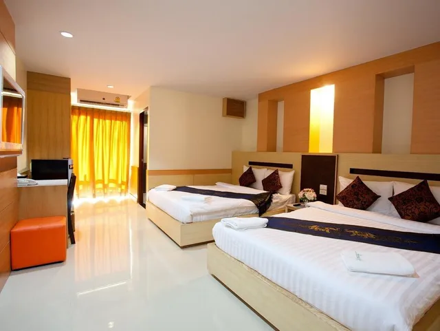 غرفة عائلية، Amnauysuk Hotel 1/1