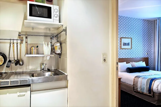 استوديو بسريرين منفصلين بمطبخ صغير، Hotel Romance Malesherbes By Patrick Hayat Formerly Romance Malesherbes 10/10