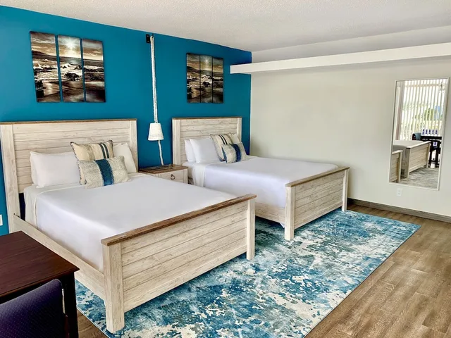 غرفة بريميير بسريرين كوين، Sands Harbor Resort And Marina 2/3