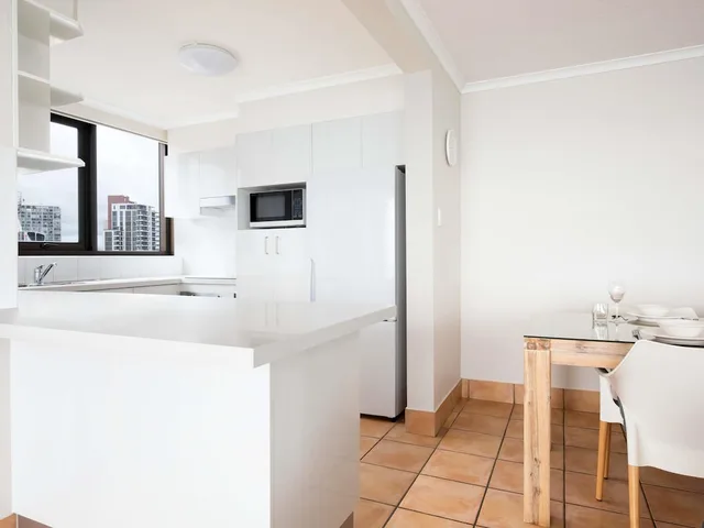 2 Bedrooms, Ocean، Breakfree Beachpoint Surfers Paradise 4/4