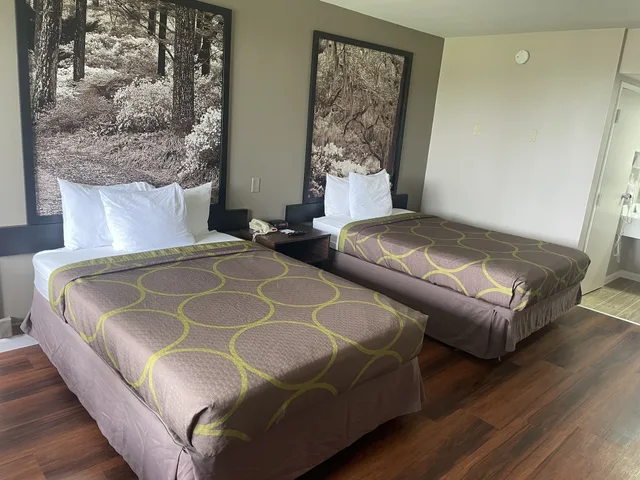 غرفة قياسية بسريرين مزدوجين، Super 8 by Wyndham Valdosta Mall 2/10
