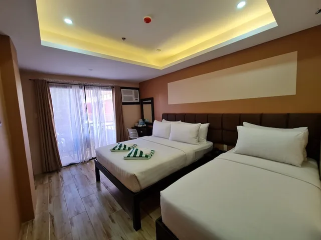 Superior, 1 Queen and 1 Single Bed, Red Coco Inn de Boracay 1/3