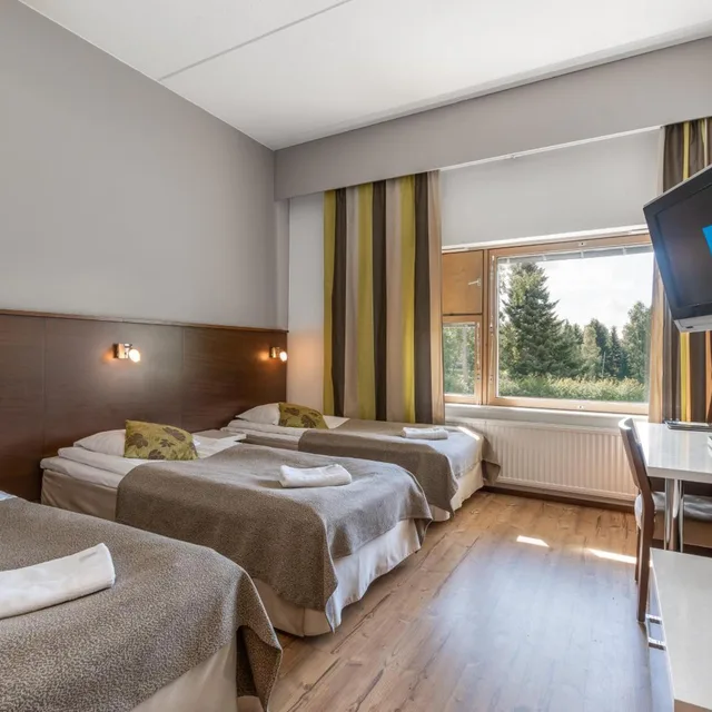 غرفة ثلاثية، Hotel Kurikka 2/8