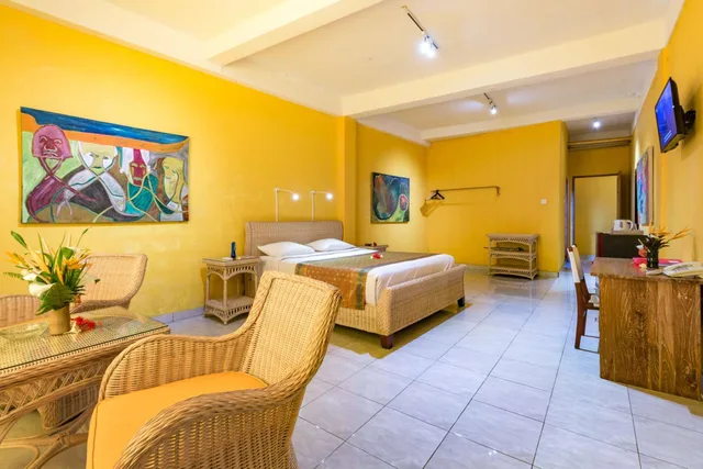 Deluxe, Studio, TANAH MERAH RESORT 5/6