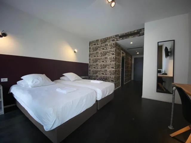 غرفة قياسية بسريرين منفصلين، Hotel O Ieper 1/1