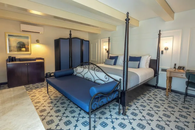 غرفة ديلوكس بسرير كينج، The Vincent Boutique Hotel, BW Premier Collection 4/10