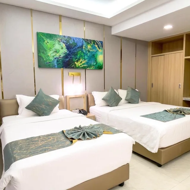 Deluxe, Triple, Single Bed, Elegant Bangkok Hotel 2/6