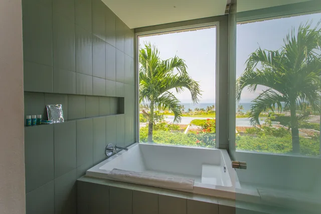 غرفة ديلوكس بسريرين مزدوجين بإطلالة على البحر، W PUNTA DE MITA 8/9