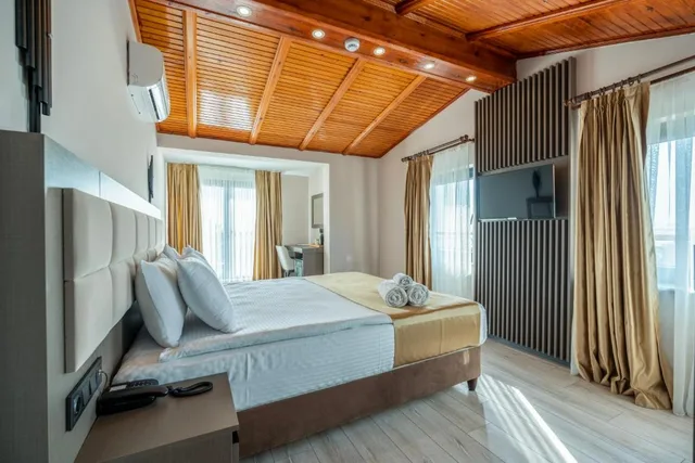 غرفة بسرير كوين بإطلالة على البحر، Magia Hotel 1/1