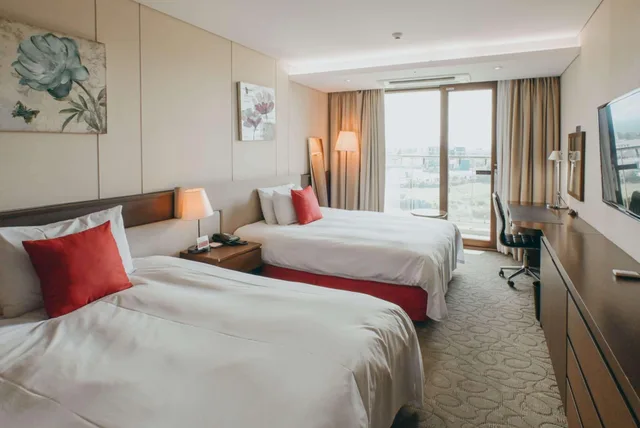 غرفة ديلوكس عائلية، Ramada by Wyndham Jeju Hamdeok 1/1