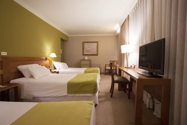 غرفة ثلاثية بثلاثة أسرّة، Hotel Almasur Punta Arenas 1/10