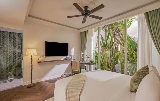 غرفة سوبيريور بسرير كينج، President Maison Signature by M Village, a brand of Modern Village Lifestyle 5/8